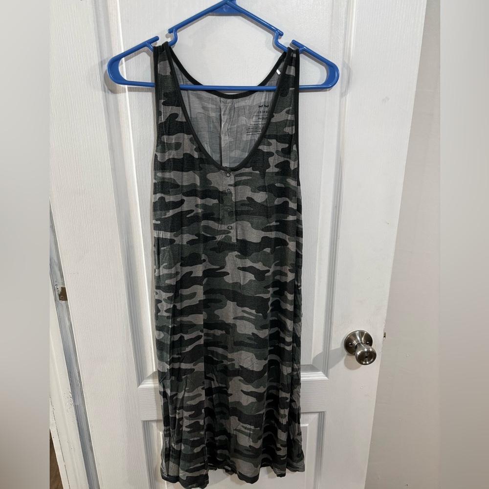 Little Sleepies Green Camouflage Sleeveless Bamboo Sleep Dress Size Medium - Picture 1 of 5